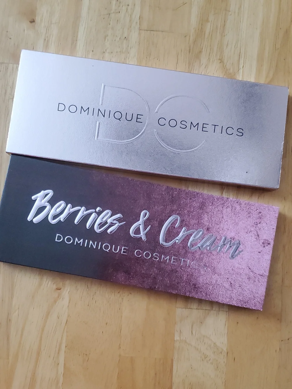 Dominique Cosmetics Rose Gold Metallic Palette Case